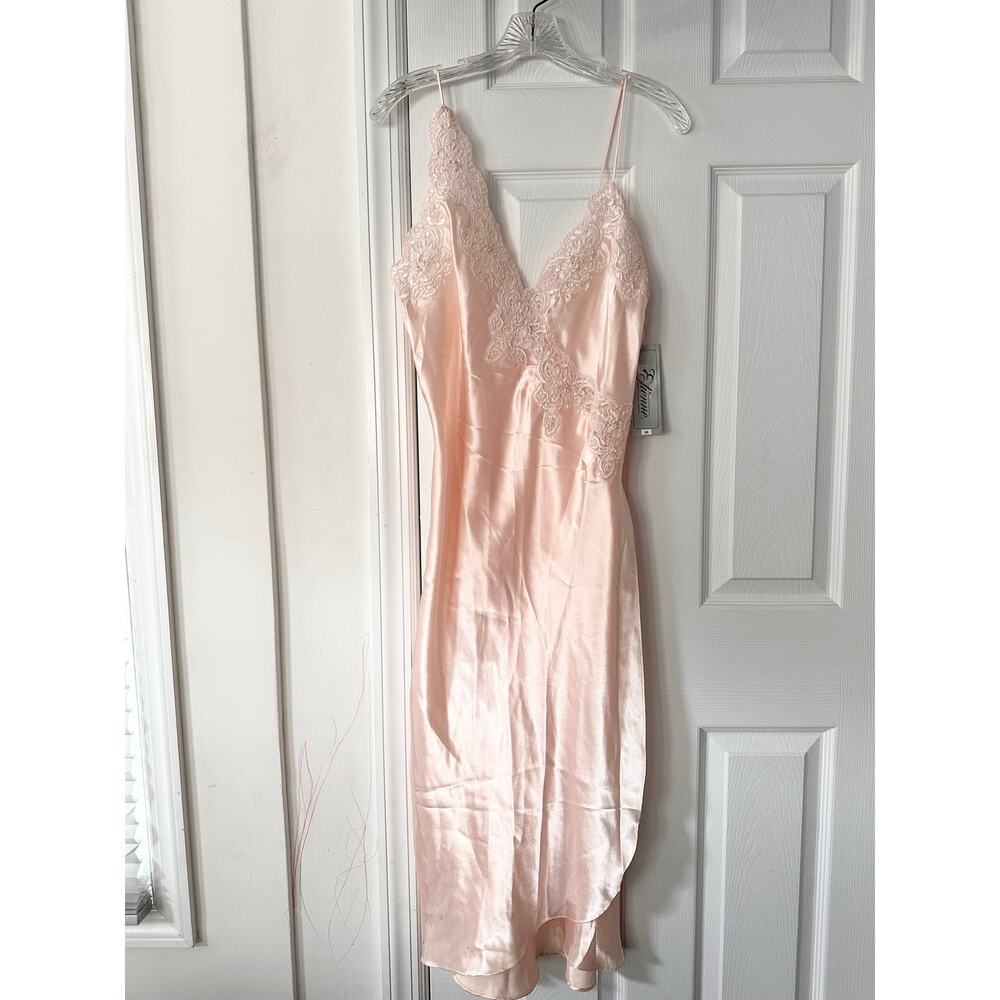 Etienne Peach Satin Vintage Long Robe Beaded Lace Slip Night Gown NWT Medium - Picture 13 of 16